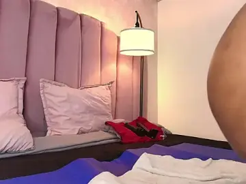 Stripchat Free Porn Cam of HallyBans