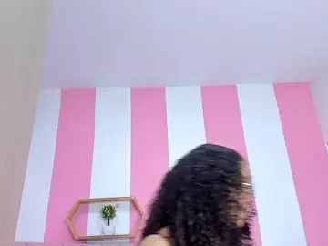 Stripchat Adult Video Chat of ISABELLA_020