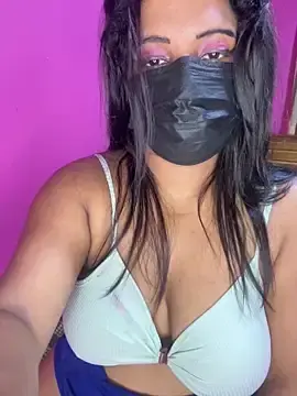 Stripchat Nude Webcam of Savi-SL