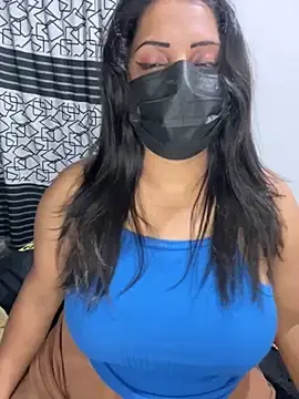 Stripchat Live Sex Cam of Savi-SL