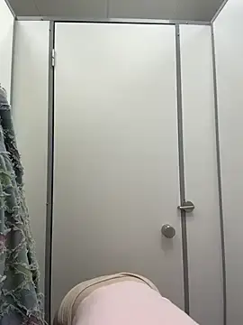 Stripchat Free Porn Cam of outside_rosy