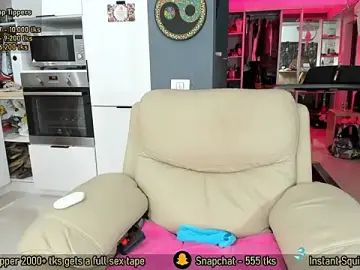 Stripchat Watch Live Sex Cams of AmySuperHeroes