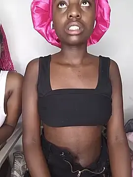 Stripchat Free Porn Cam of BlackPearl_19