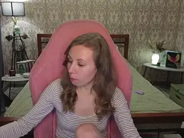 Stripchat Nude Webcam of Lill_Mary