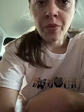 Stripchat Live Sex Cam of ladywithbigass