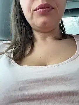 Stripchat Free Porn Cam of ladywithbigass