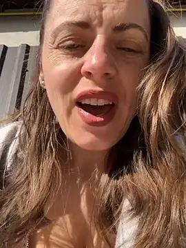 Stripchat Free Live Porn of ladywithbigass