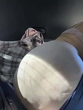 Stripchat Live Sex of ladywithbigass