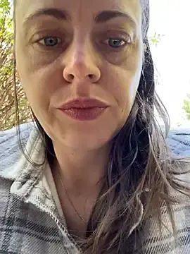 Stripchat Live Sex of ladywithbigass