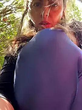 Stripchat Watch Live Sex Cams of ladywithbigass