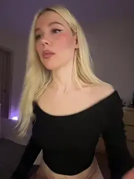 Stripchat Free Live Porn of xDinnax