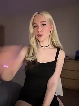 Stripchat Watch Live Sex Cams of xDinnax