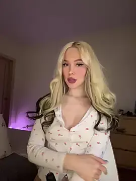 Stripchat Free Live Porn of xDinnax