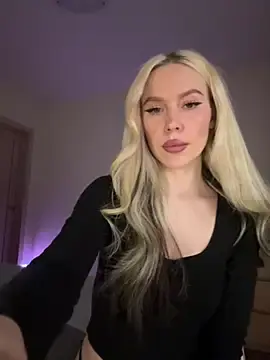 Stripchat Watch Live Sex Cams of xDinnax