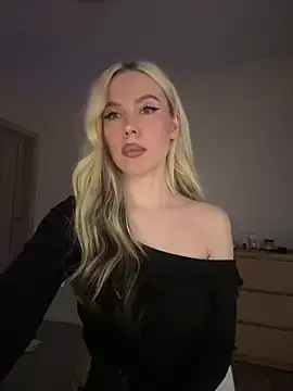 Stripchat Sex Cam of xDinnax