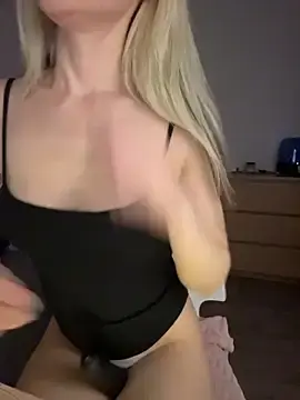 Stripchat Sex Cam of xDinnax