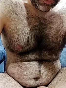 Stripchat Free Porn Cam of 22cmbigcockmilkk