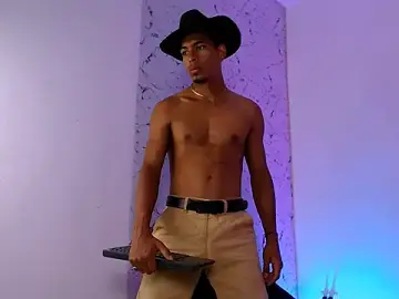 Stripchat Live Sex Cam of lorian_vikel