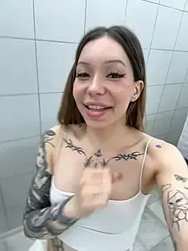 Stripchat Live Sex Cam of babydolll