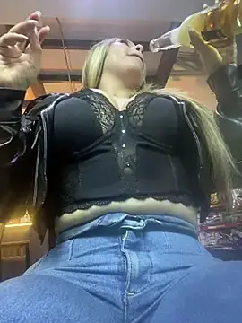 Stripchat Best live sex cam show of CristalGmez