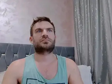 Stripchat Free Porn Cam of 10in_deluxe