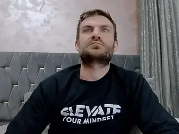 Stripchat Free Live Porn of 10in_deluxe