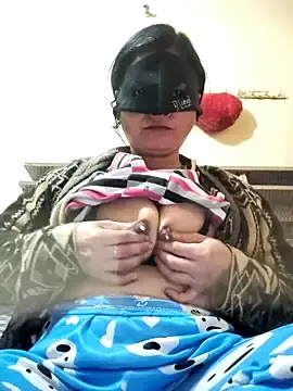 Stripchat Adult Webcam of Pyaar_Ki_Pooja