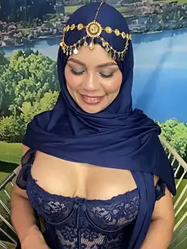 Stripchat Free Porn Cam of _hafsa_