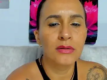 Stripchat Free Porn Cam of Sara_Charmy