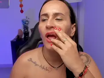 Stripchat Free Porn Cam of Sara_Charmy