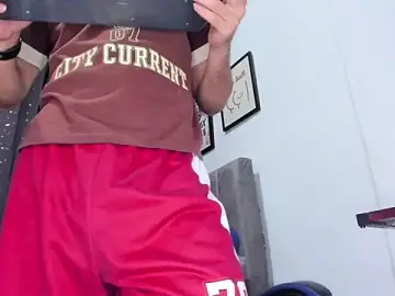 Stripchat Live Sex Cam of The_skinnyguys