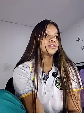 Stripchat Live Sex Cam of sophia_ramirez12