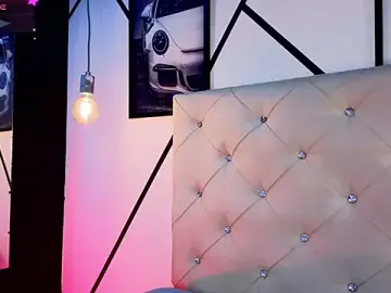 Stripchat Free Porn Cam of Andrew_Brown