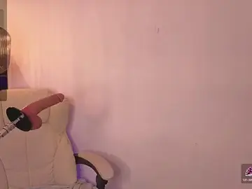 Stripchat Sex Cam of Isa_dumont