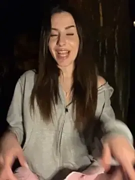 Stripchat Live Sex of AriaAdda