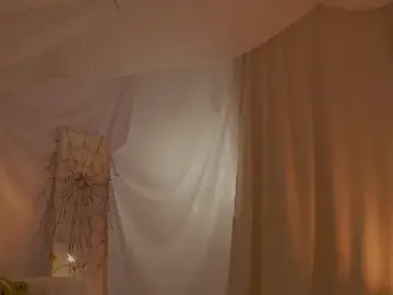 Stripchat Live Sex Cam of arizonasunrise