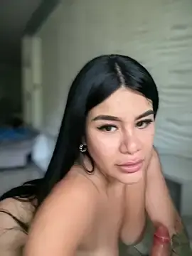 Stripchat Free Live Porn of Issane_Peru