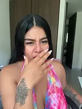 Stripchat Free Live Porn of Issane_Peru