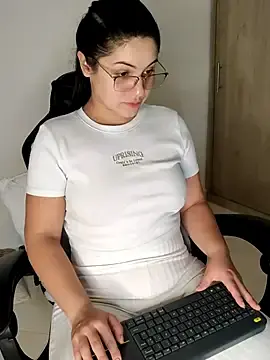 Stripchat Live Porn of Lia_Hurley