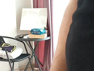 Stripchat Sex Cam of LunaLeonCoupleWife