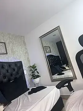 Stripchat Best Webcam of Lander_Cruz