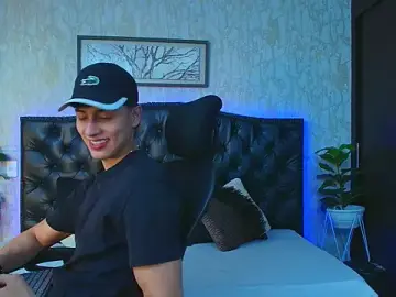 Stripchat Sex Chat of Lander_Cruz