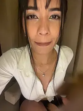 Stripchat Nude Webcam of lina_pink