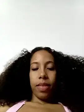 Stripchat Best Webcam of Ari_1217