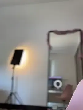 Stripchat Sex Cam of ZaraaFox