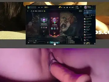 Stripchat Free Live Porn of ZaraaFox