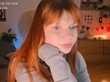 Stripchat Nude Webcam of lil_lia