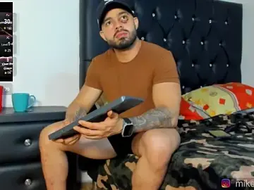 Stripchat Nude Webcam of mikeblaree