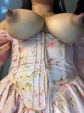 Stripchat Live Porn of celine_bell20