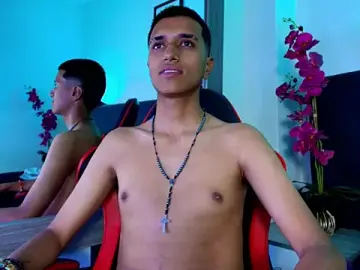 Stripchat Adult Video Chat of Alan_Colthon